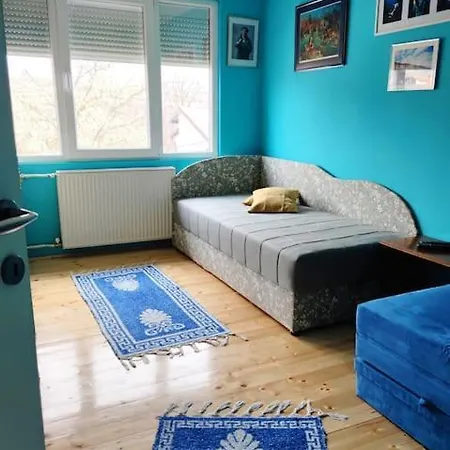 Znk Family House Apartment *