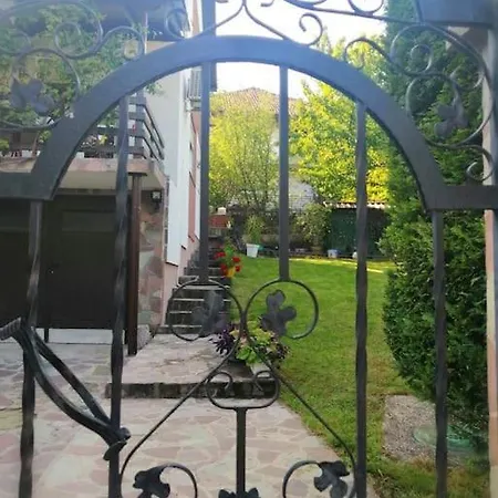 Apartment Znk Family House