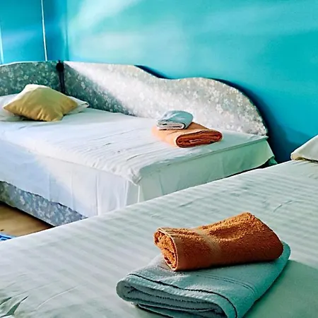 Апартаменти Znk Family House