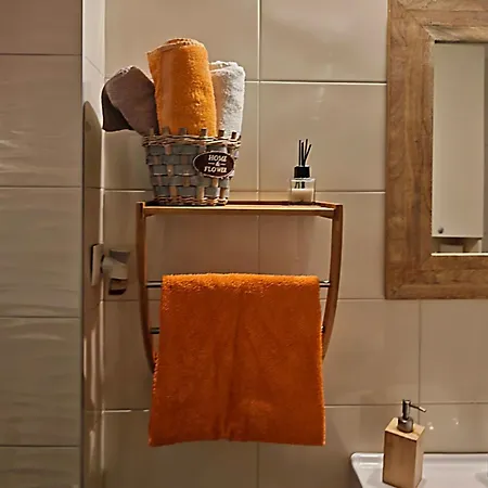 Znk Family House Apartament *