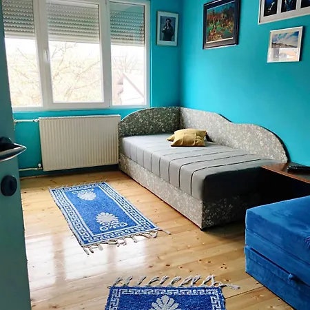 Апартаменти Znk Family House *